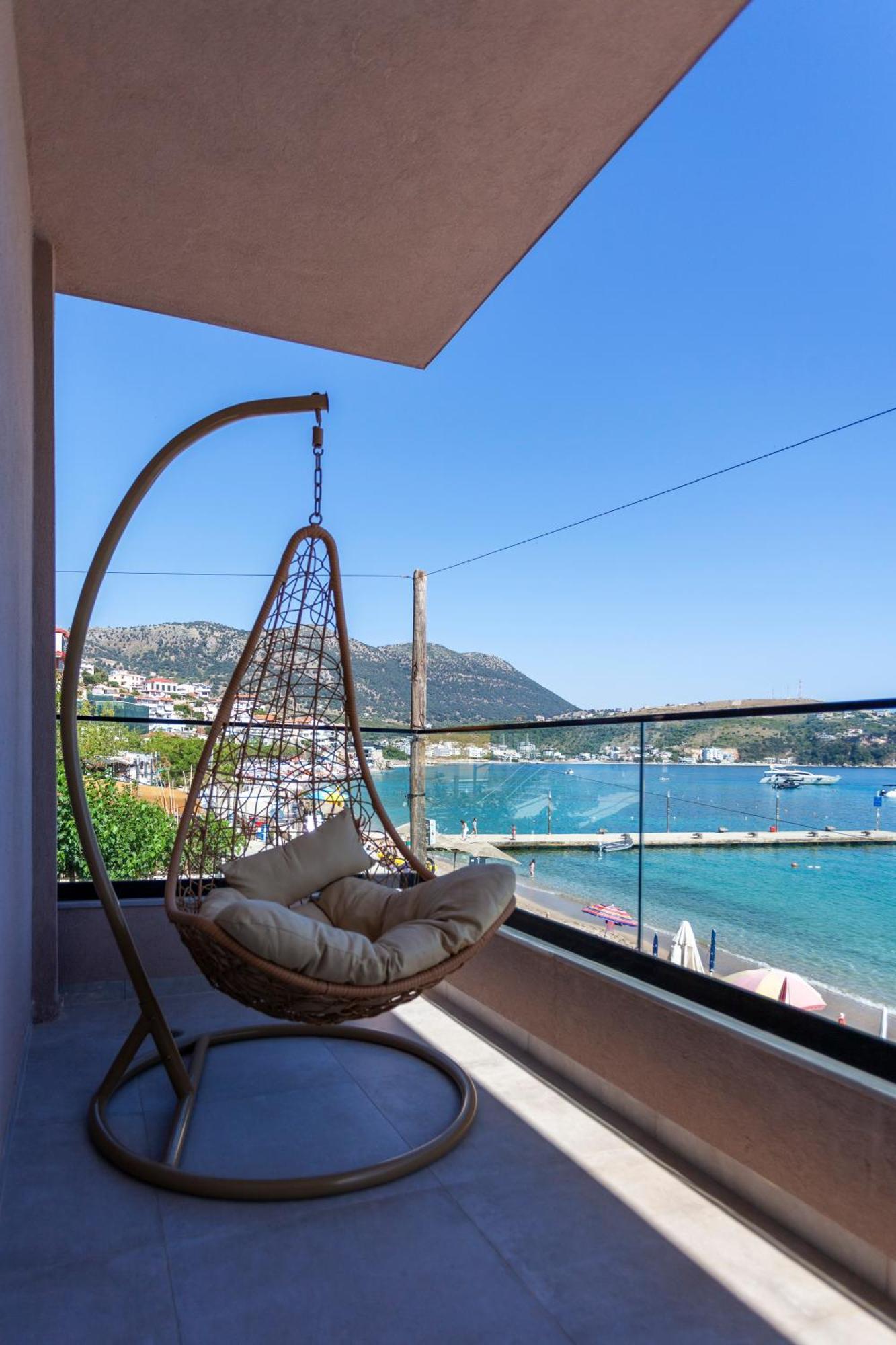 Thalassea Himare Exterior photo